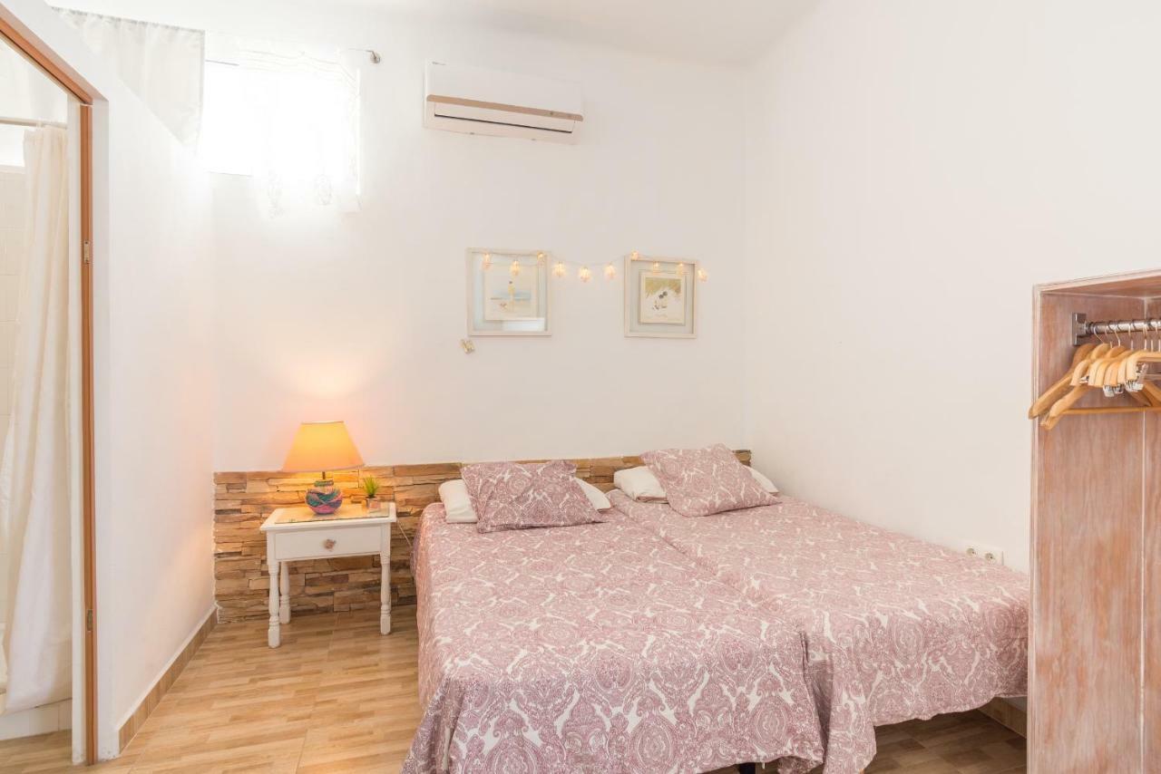 Habitacion Doble En Villa Malaga Bagian luar foto