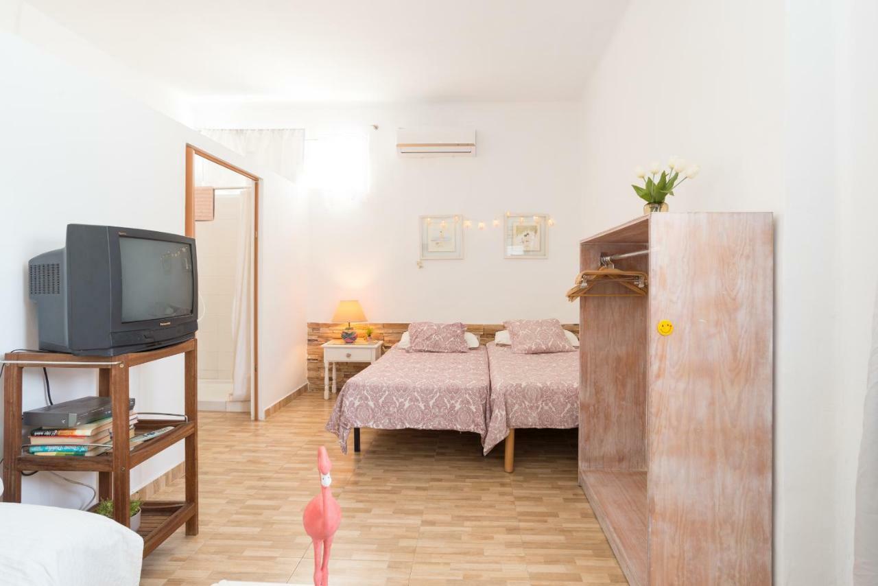 Habitacion Doble En Villa Malaga Bagian luar foto